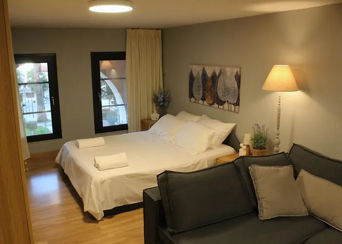 Andromache City Center Cozy Apartment