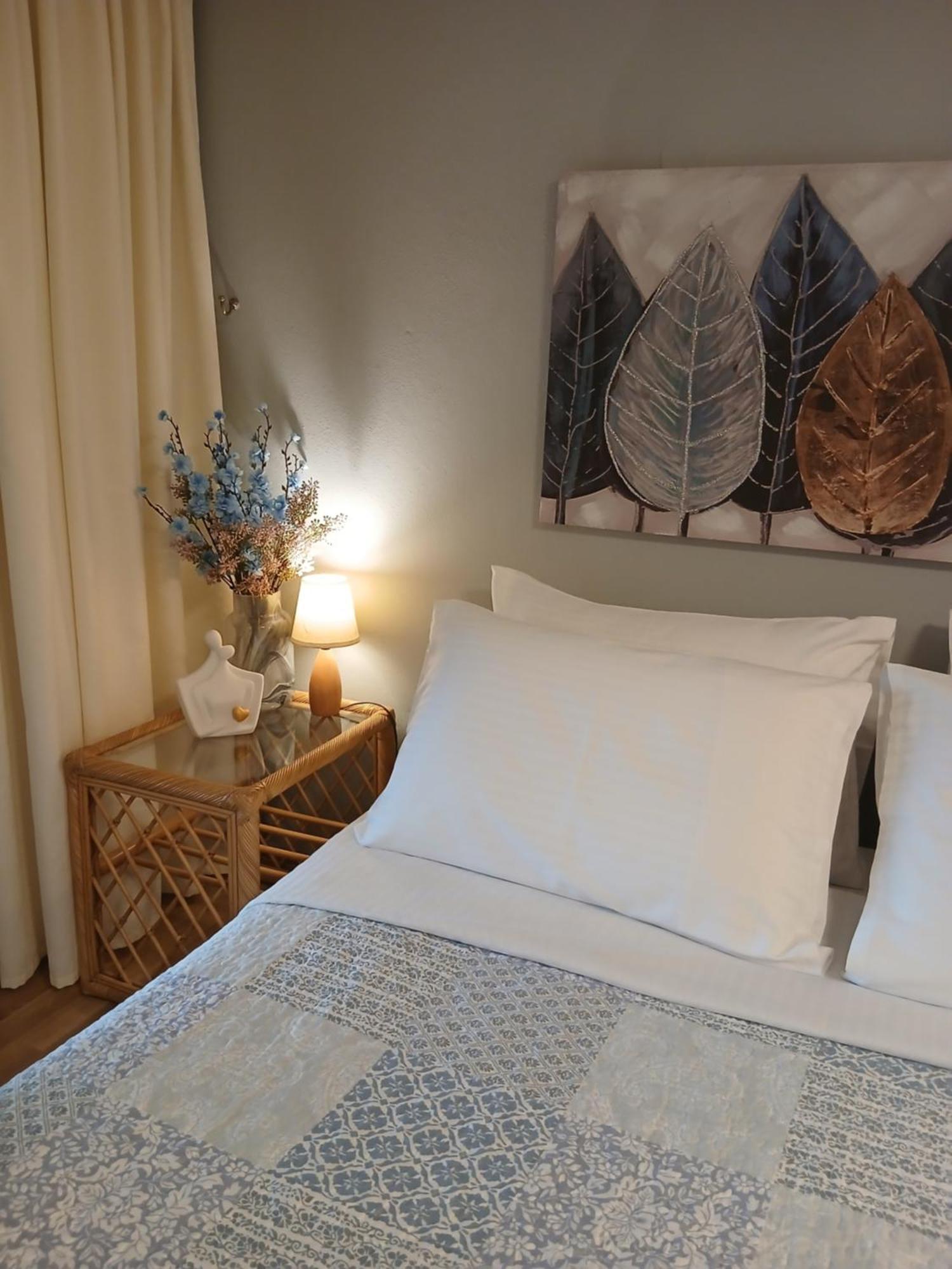 Andromache Center Cozy *