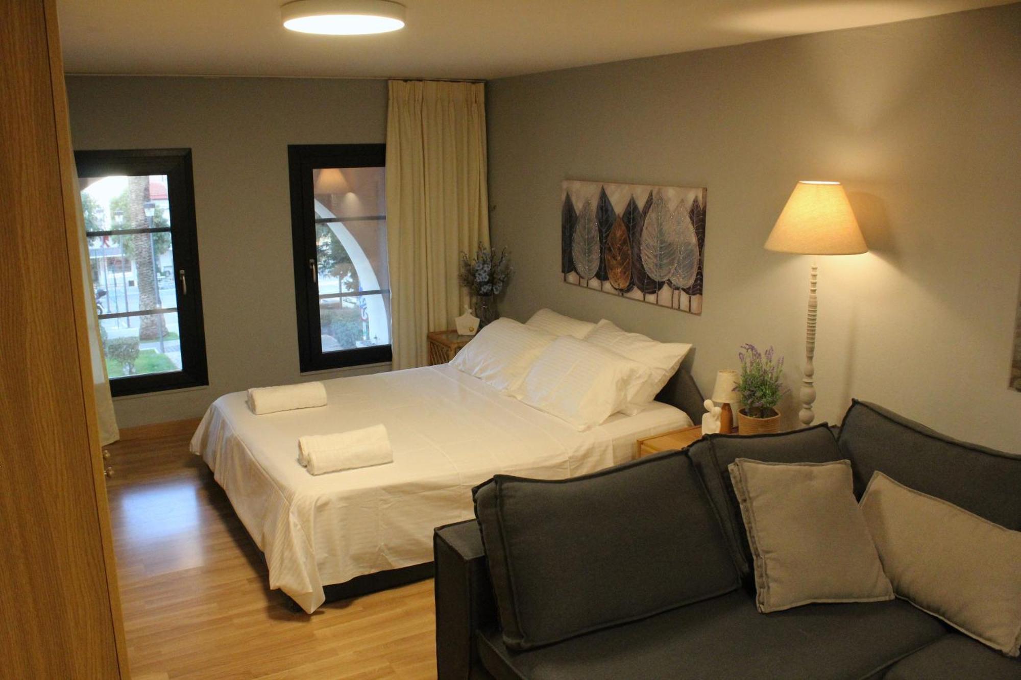 Andromache Center Cozy 雷斯蒙